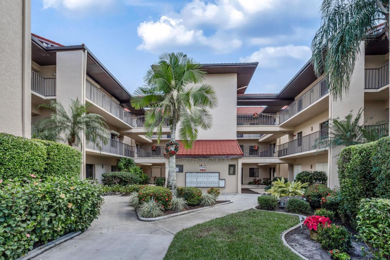 Hotel Cross Creek Lakeside Fort Myers Exterior foto